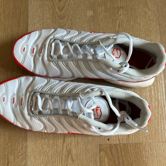 Nike Air Max Plus - Picture 3 of 6